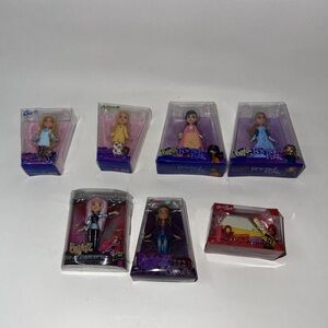 Limited Edition Mini Bratz Dolls Lot Of 7